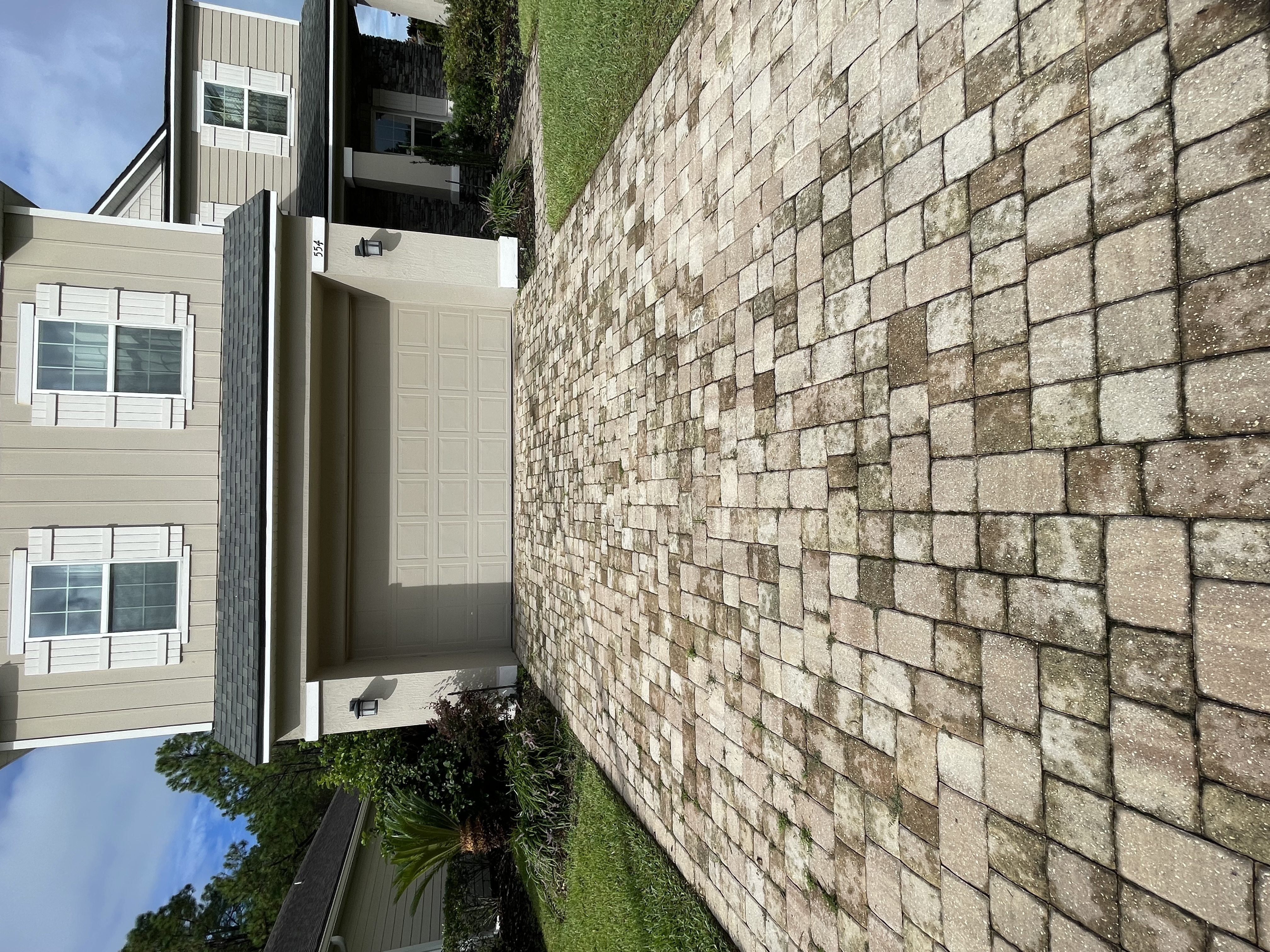 Paver patio before sealing and restoration